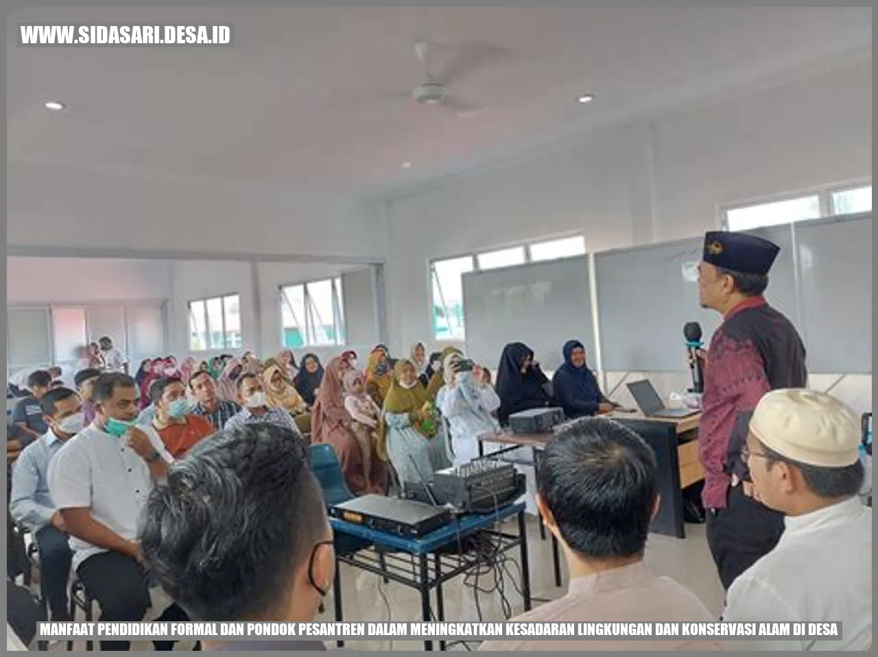 Manfaat Pendidikan Formal dan Pondok Pesantren dalam Meningkatkan Kesadaran Lingkungan dan Konservasi Alam di Desa